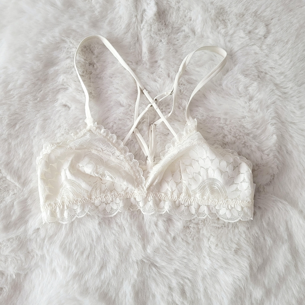 ✨️AERIE ADVENTURE LACE STRAPPY TRIANGLE BRALETTE SIZE S - Picture 2 of 7